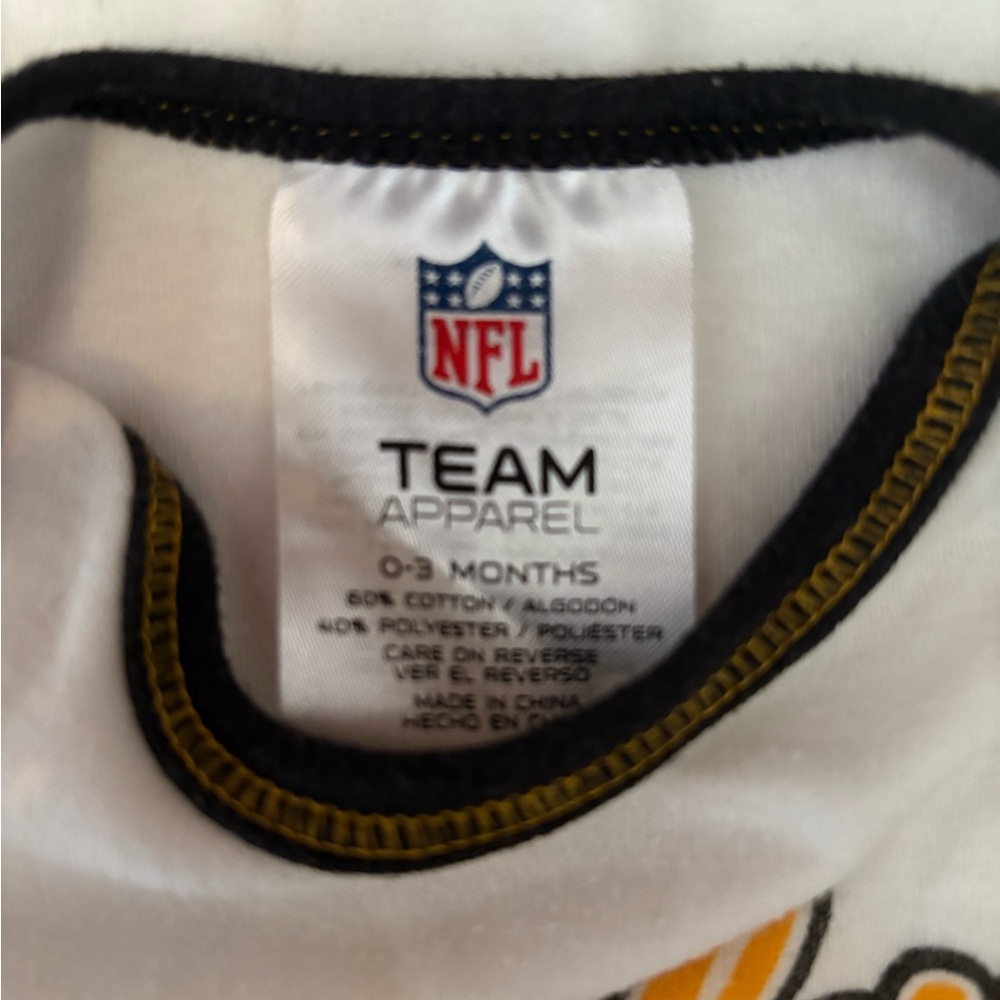 Pittsburgh Steelers Six Piece Baby Bundle 0-3 Months, EUC - Picture 14 of 16